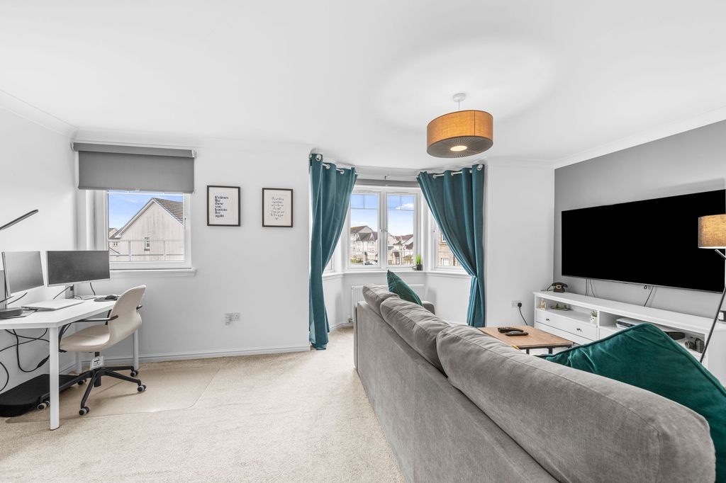 Additional image 4 of 1 bed flat for saleLeyland Road, Bathgate EH48