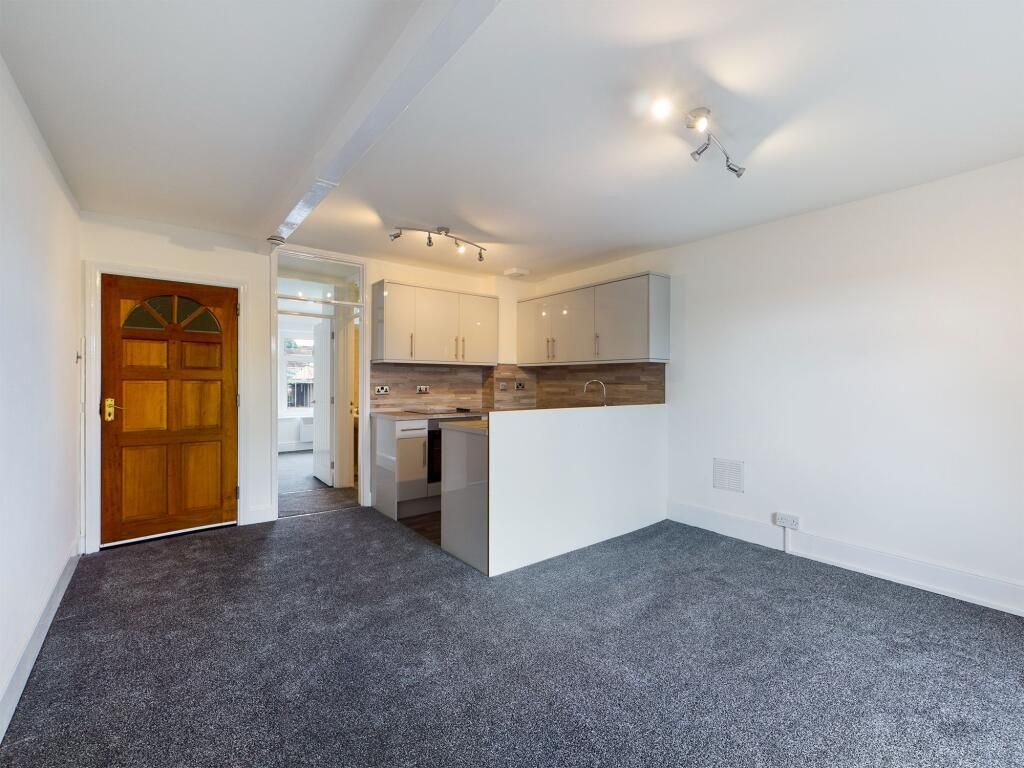 Additional image 5 of 1 bed flat for saleHigh Street, Lydney GL15