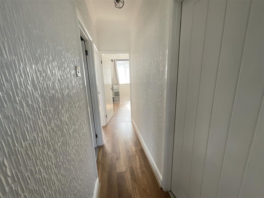 Additional image 13 of 2 bed flat for saleHigh Street, Llanelli SA15