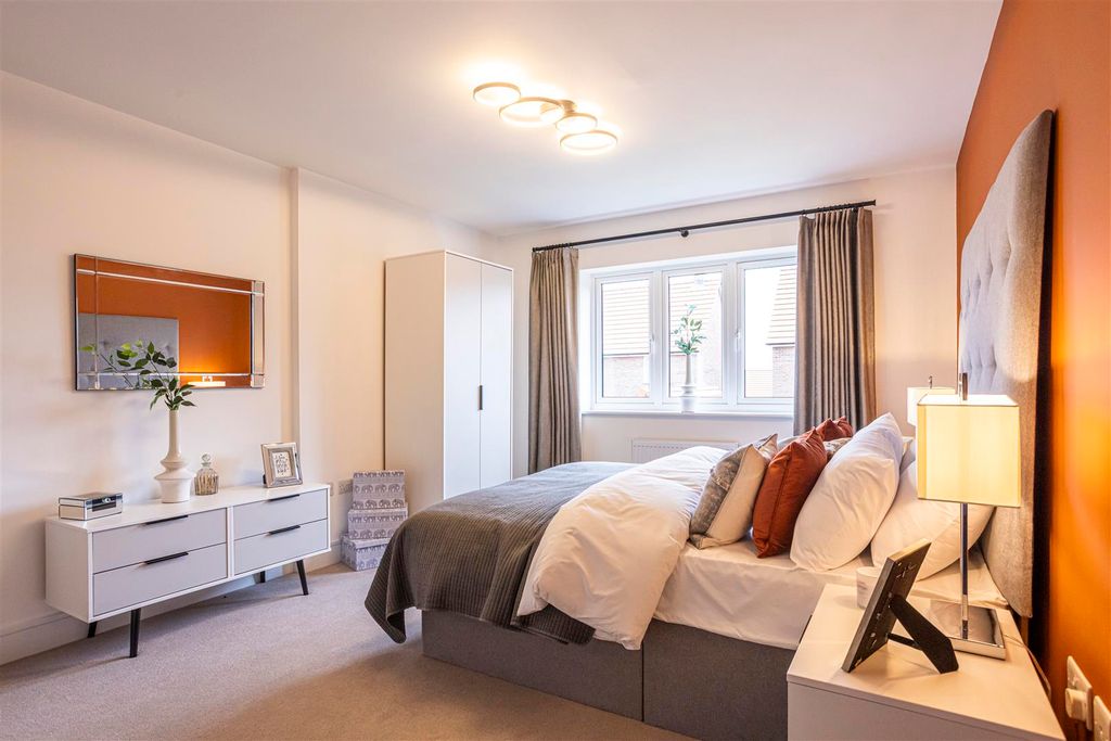 Additional image 20 of 4 bed detached house for saleBuckenham Road, Attleborough NR17