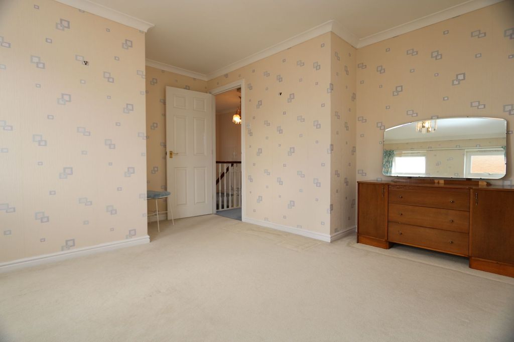 Additional image 28 of 4 bed property for saleMarine Drive, Barry CF62
