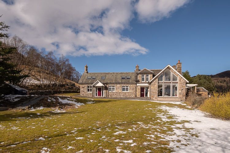 5 bed detached house for saleThe Old School House, Glenshee PH10