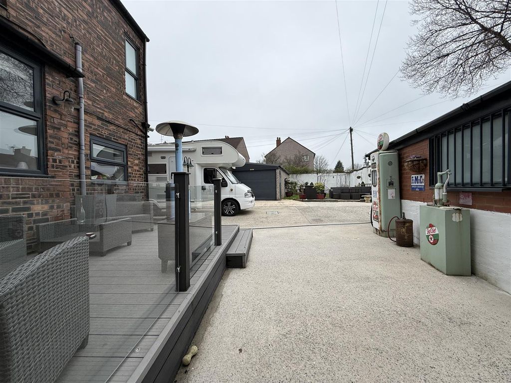Additional image 4 of 3 bed end terrace house for saleTaunton Road, Ashton-Under-Lyne OL7