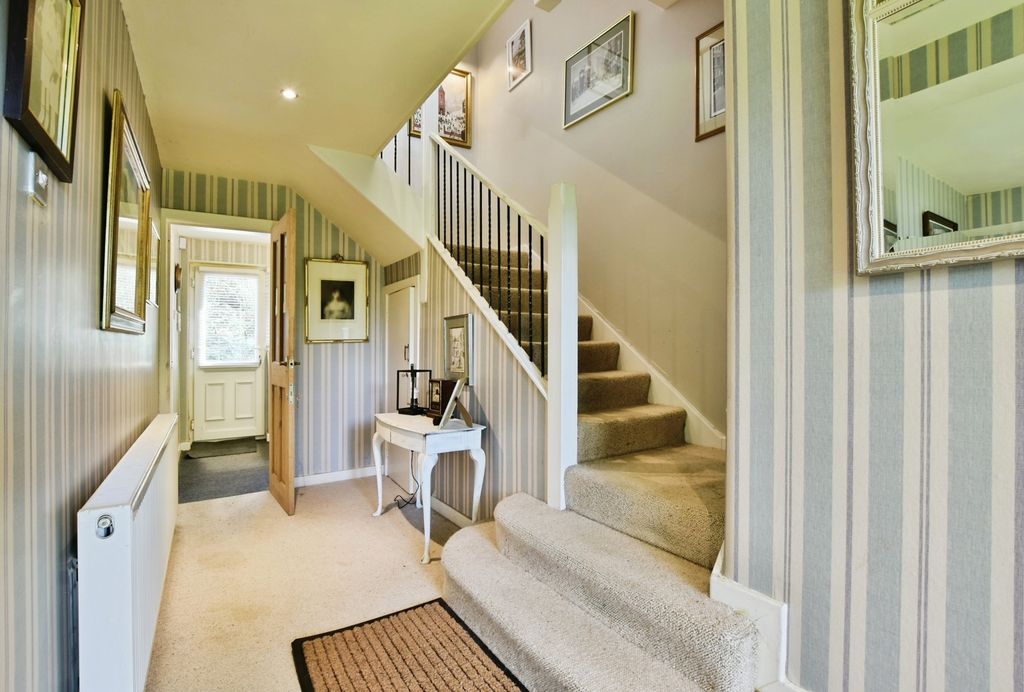 Additional image 19 of 3 bed town house for saleBeechfield Road, Alderley Edge, Cheshire SK9