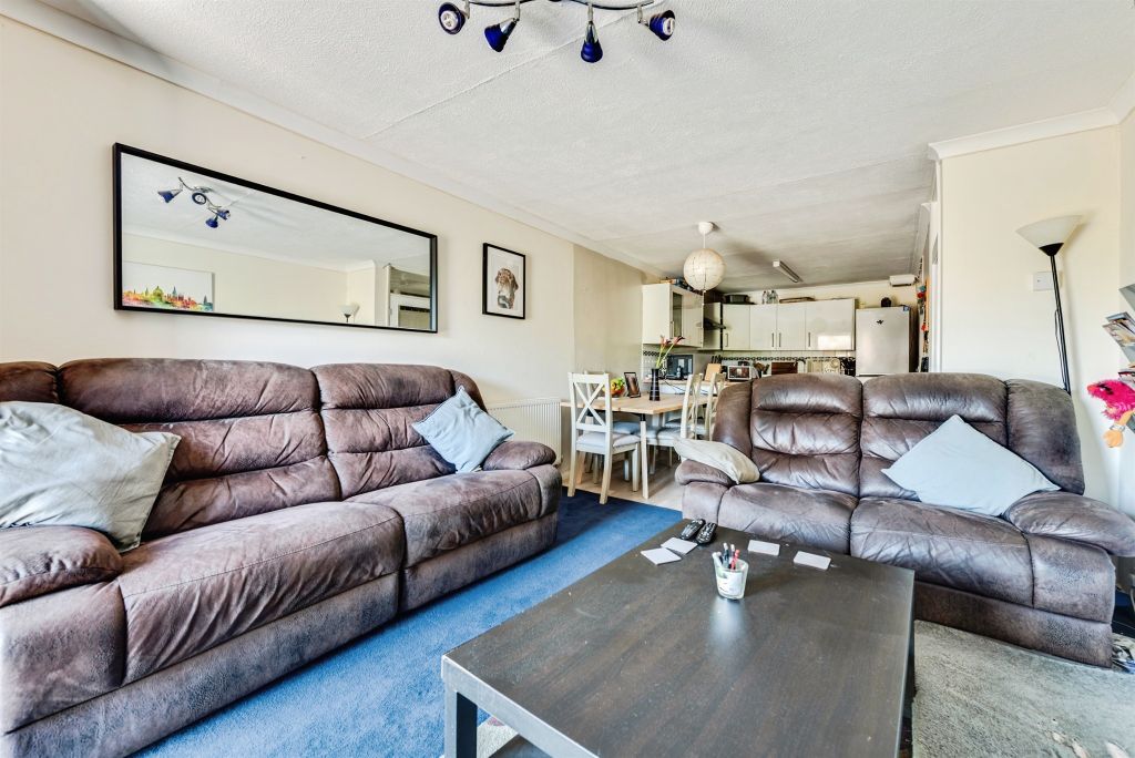 Additional image 5 of 3 bed flat for saleBesselsleigh Road, Wootton, Abingdon OX13