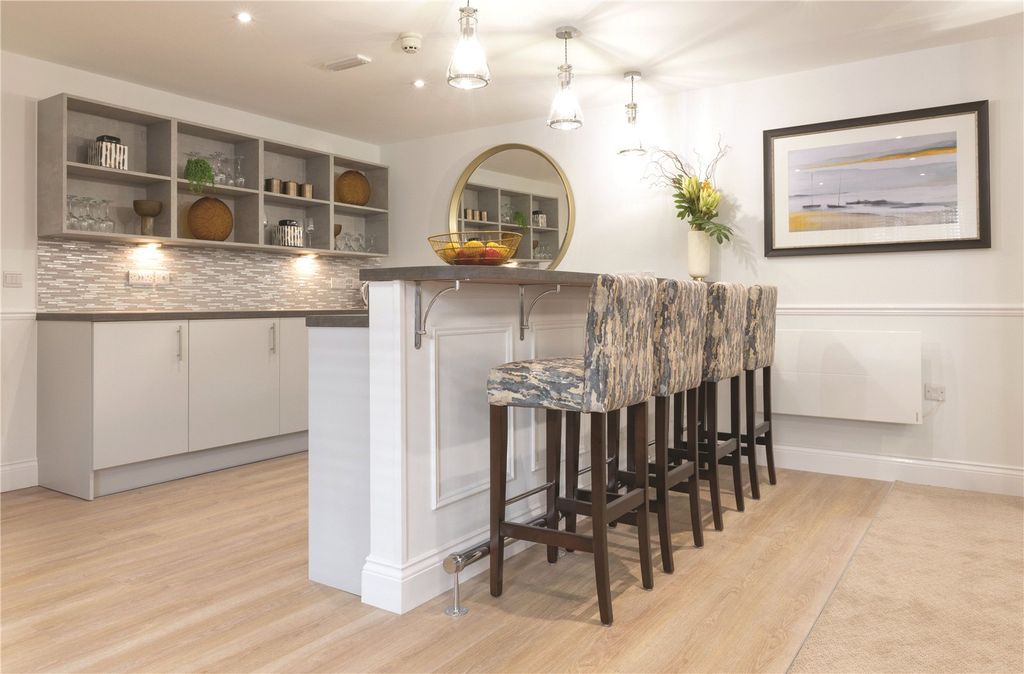 Additional image 2 of 1 bed flat for saleBarum Lodge, North Walk, Barnstaple, Devon EX31