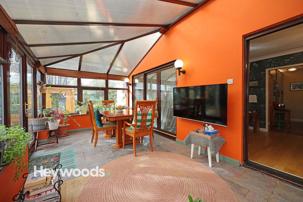 Additional image 13 of 4 bed detached bungalow for saleSherbourne Drive, Westlands, Newcastle Under Lyme ST5