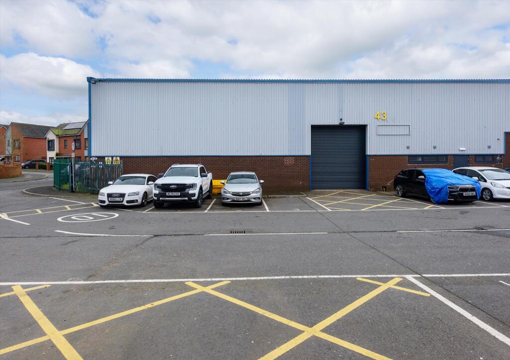Unit 43, Kings Norton Trading Estate, Stockmans Close, Birmingham B38 9TS | 3,132 sq ft