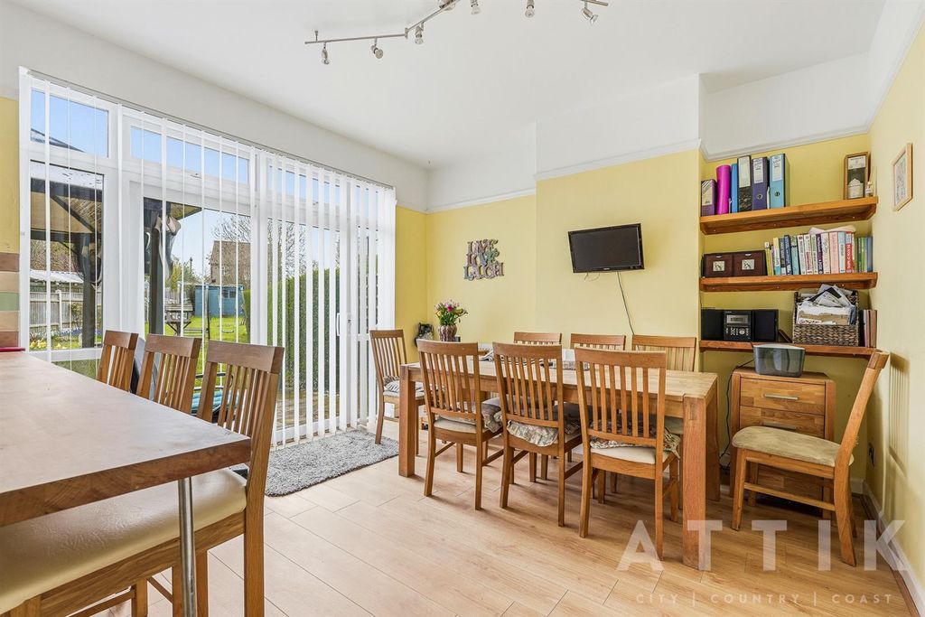 Additional image 4 of 3 bed semi-detached house for saleUpper Avenue, Halesworth IP19