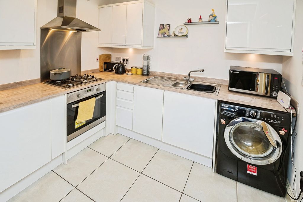 Additional image 3 of 1 bed flat for saleHenry Robertson Drive, Gobowen, Oswestry, Shropshire SY11
