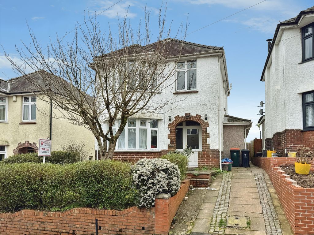 3 bed detached house for saleBlaen Y Pant Place, Newport NP20