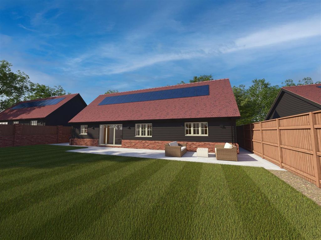 Additional image 2 of 3 bed detached bungalow for saleDry Street, Langdon Hills, Basildon SS16