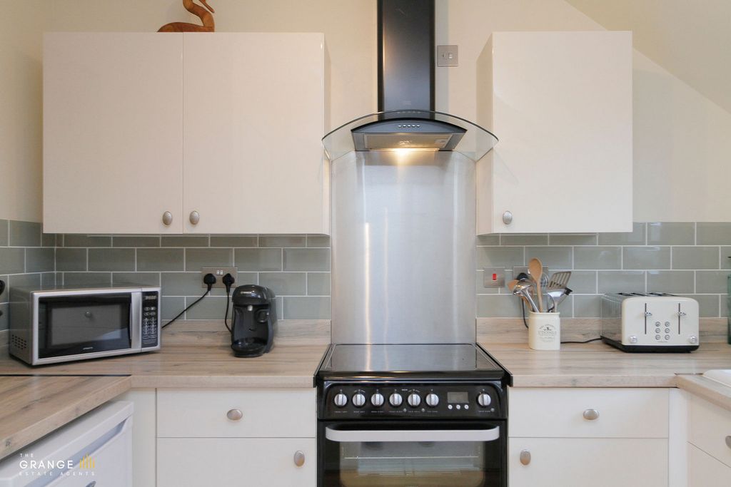 Additional image 14 of 2 bed flat for saleHarbour Street, Nairn IV12