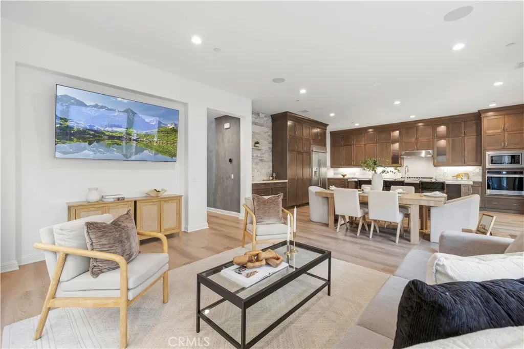 Additional image 71 of 20657 Walnut Circle, Porter Ranch, CA 91326