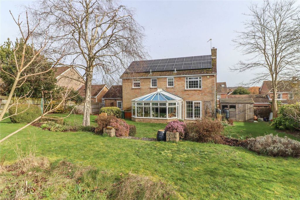 4 bed detached house for saleBurdock Close, Goodworth Clatford, Andover, Hampshire SP11