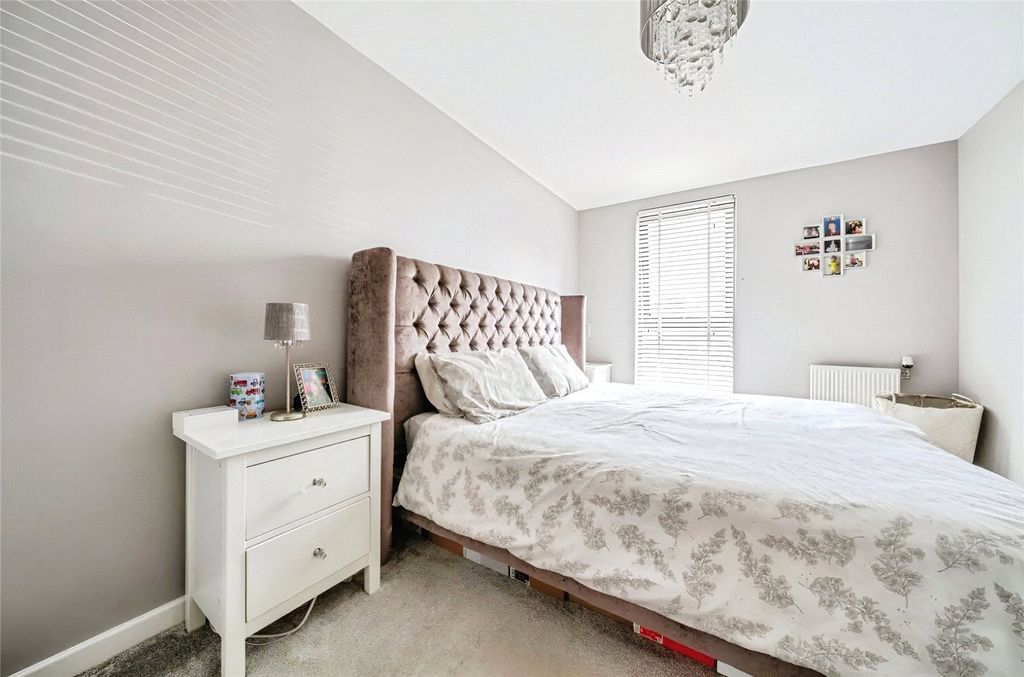 Additional image 12 of 2 bed flat for saleRoyal Oak Road, Bexleyheath DA6