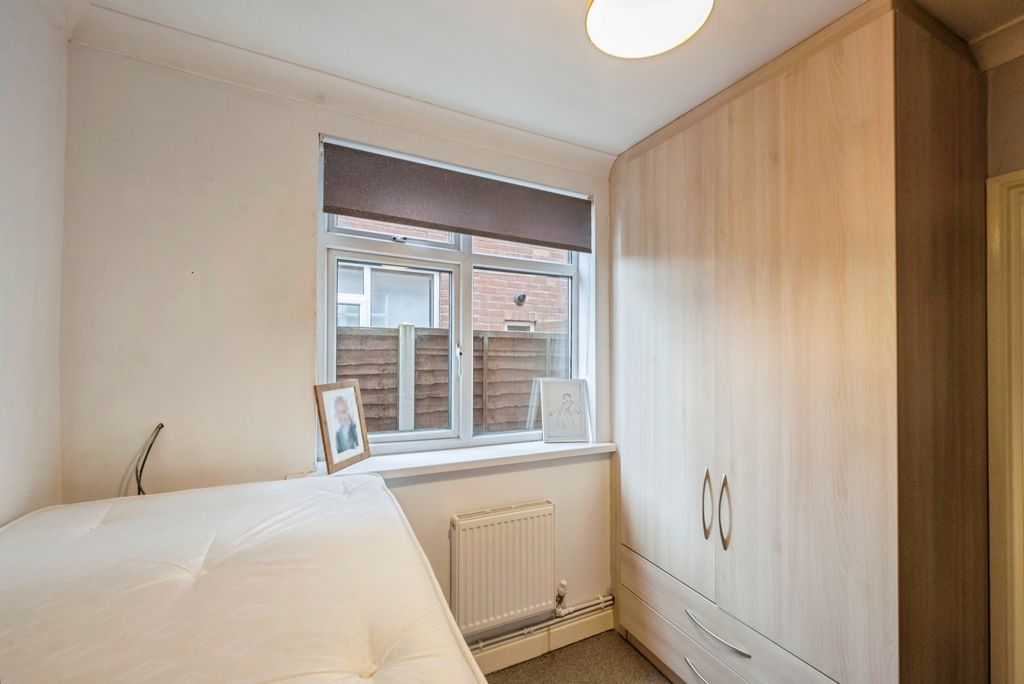 Additional image 7 of 4 bed semi-detached house for saleRufford Road, Doncaster, South Yorkshire DN4