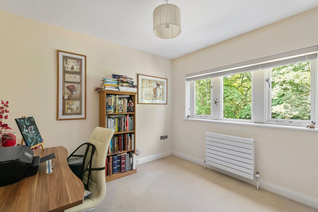 Additional image 30 of 4 bed detached house for salePark Drive, Bingley, West Yorkshire BD16