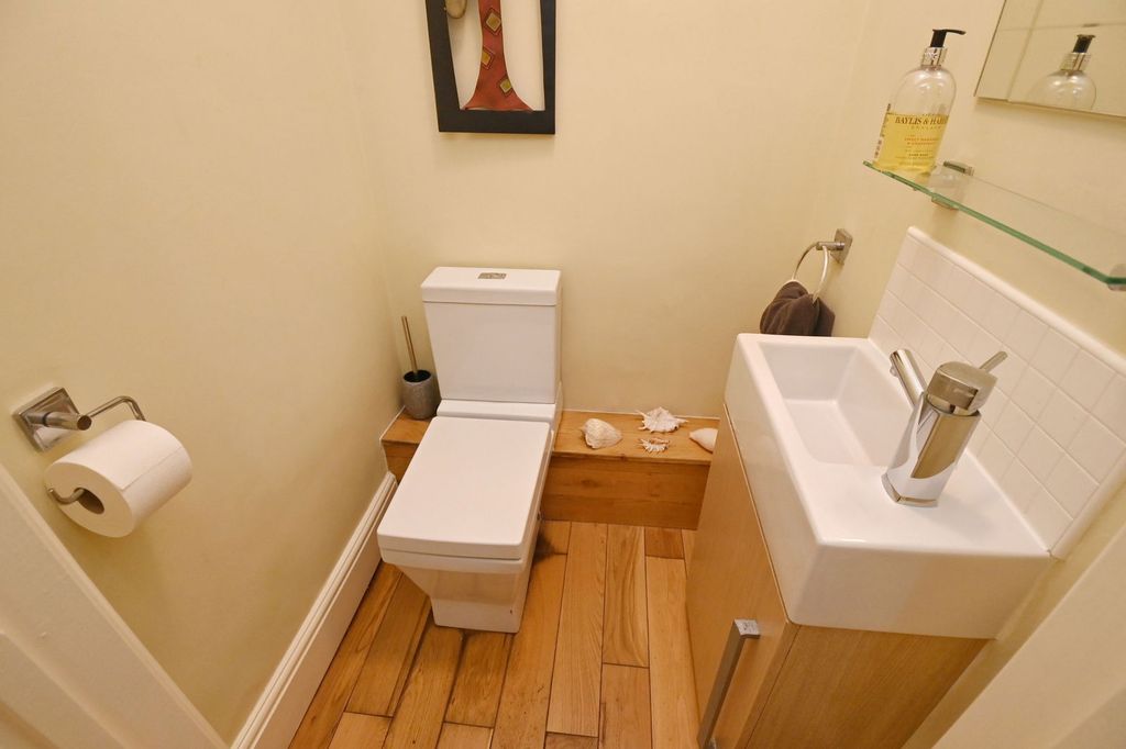 Additional image 20 of 5 bed country house for saleKingwell Road, Worsbrough, Barnsley S70