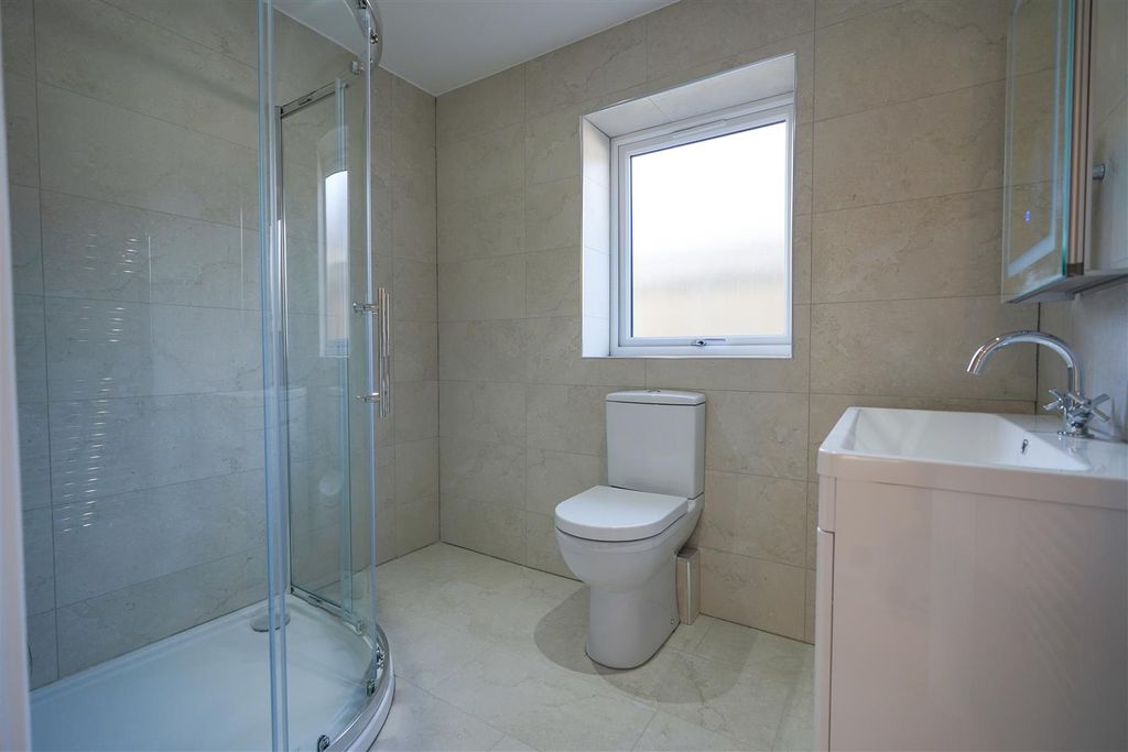 Additional image 18 of 3 bed detached bungalow for saleGolwg Y Garreg Las, Ammanford SA18