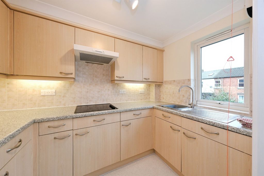Additional image 2 of 1 bed flat for saleKedleston Close, Belper DE56