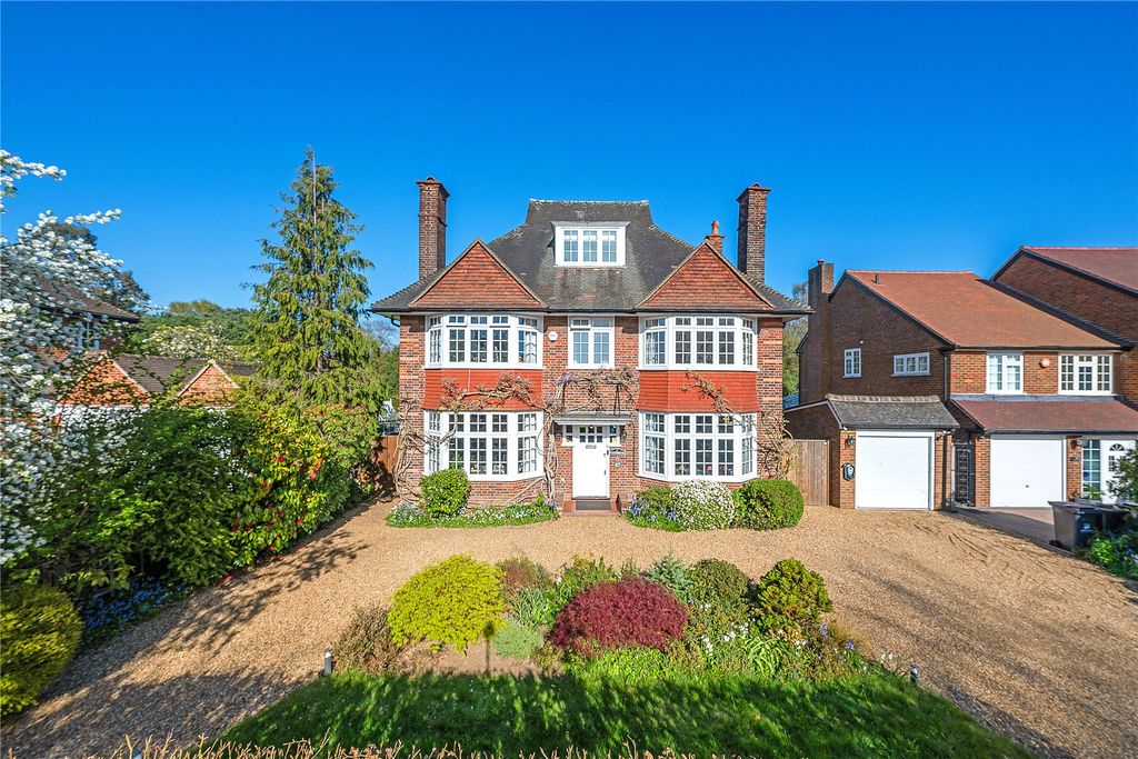 5 bed detached house for saleManor Way, Beckenham BR3