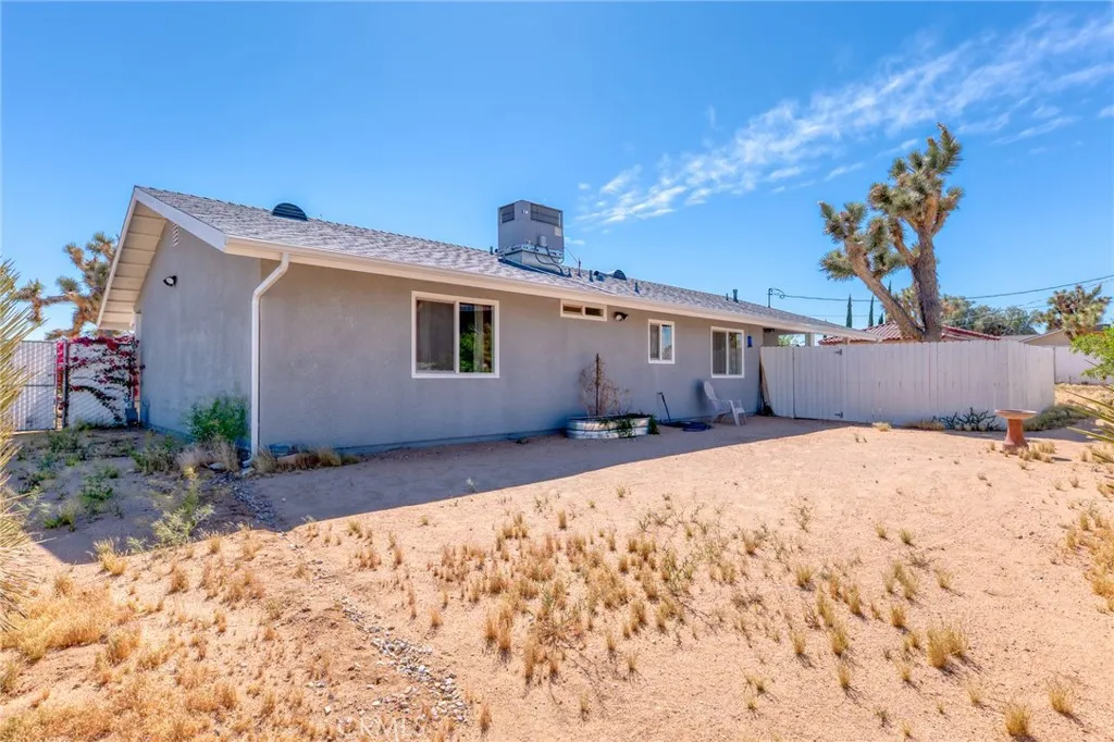 Additional image 72 of 58780 Buena Vista Dr, Yucca Valley, CA 92284