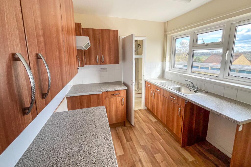 Additional image 3 of 12 Meadow Road, Yeovil, Somerset, BA21 5PA