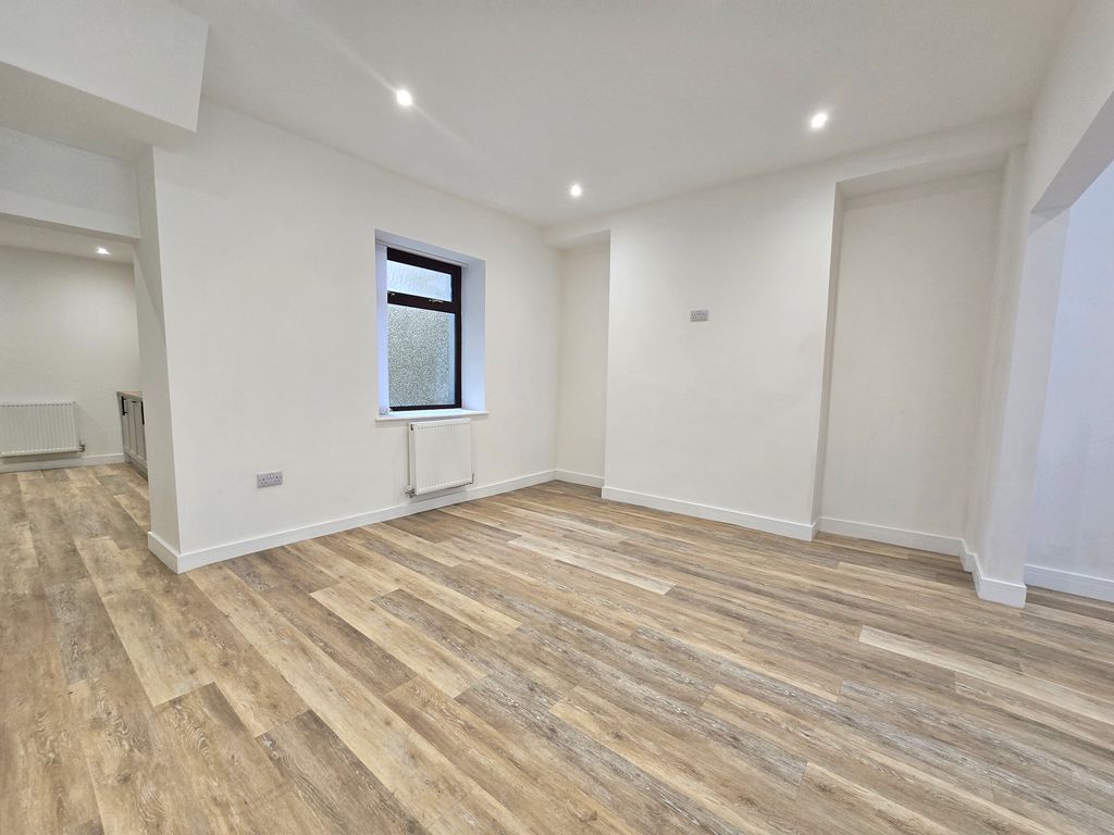 Additional image 4 of 4 bed terraced house for saleLakefield Place, Llanelli SA15