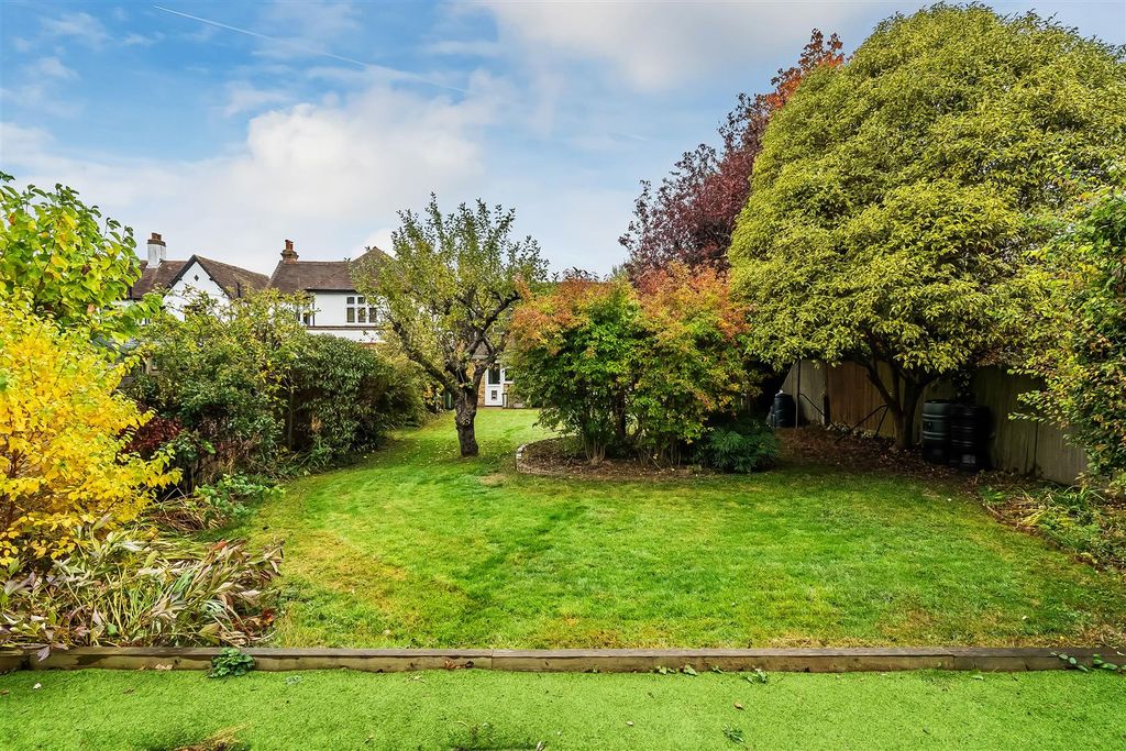 Additional image 29 of 4 bed detached house for saleAgates Lane, Ashtead KT21