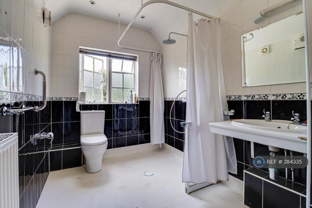 Additional image 6 of Southdown Road, Harpenden, AL5