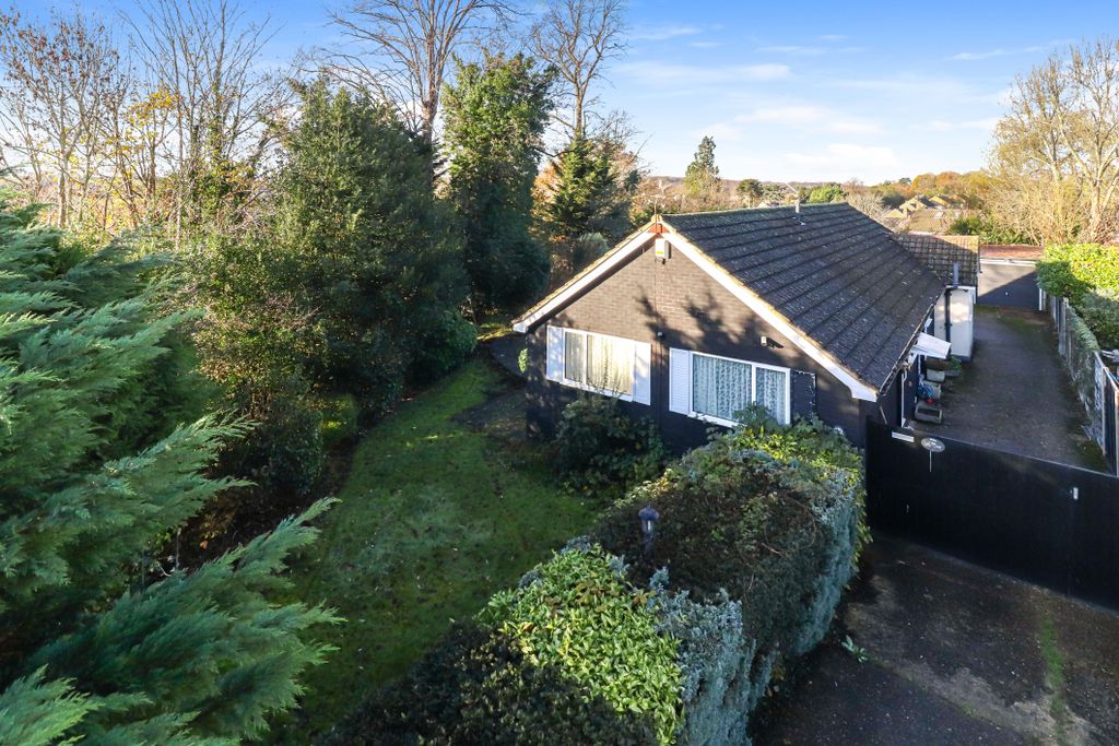 Additional image 2 of 3 bed detached house for saleGallows Hill Lane, Abbots Langley WD5