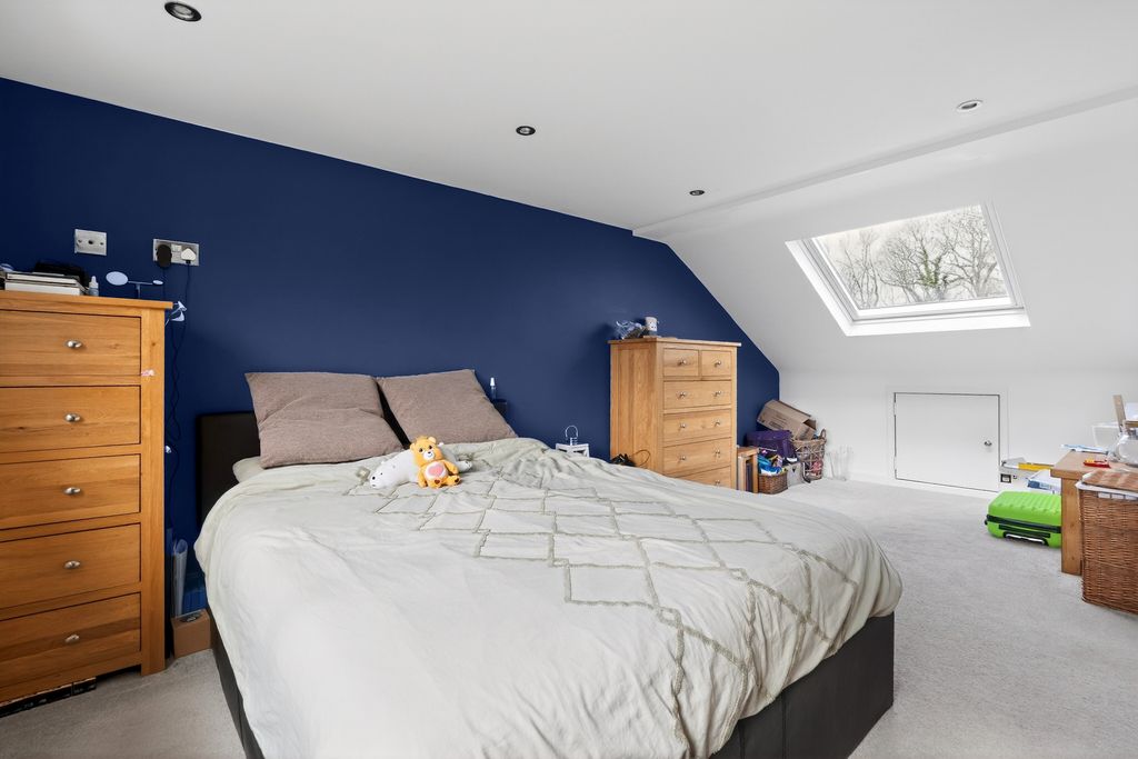 Additional image 16 of 3 bed terraced house for saleBishops Wood, Woking GU21
