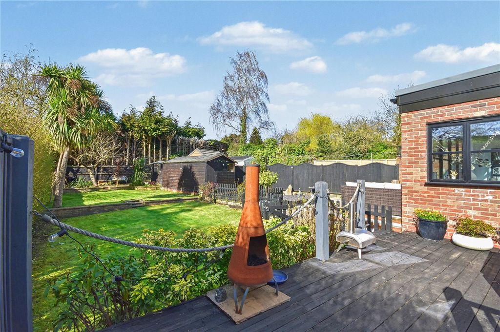 Additional image 18 of 4 bed detached house for saleYork Road, Aldershot, Hampshire GU11