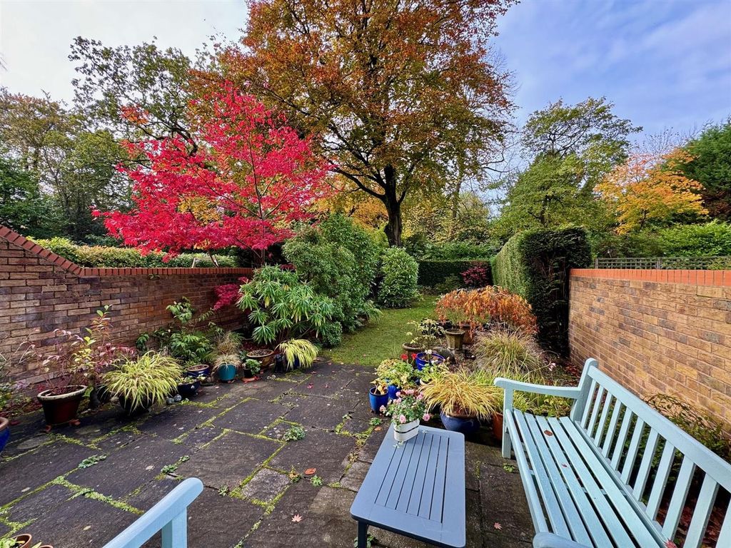Additional image 20 of 4 bed terraced house for saleGlenfield, Altrincham WA14