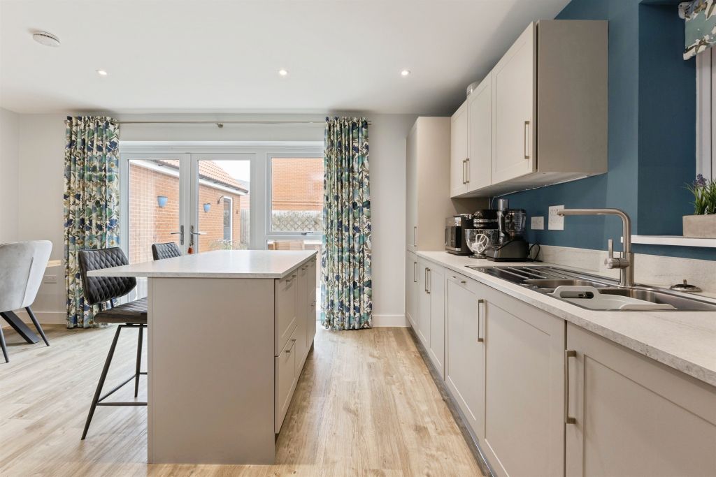 Additional image 17 of 4 bed link detached house for saleLinnet Drive, Attleborough NR17