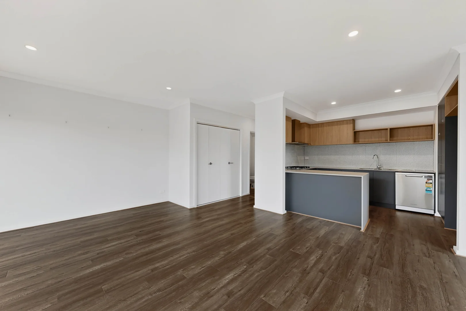 Additional image 4 of 37 Mortdale Lane, Clyde North VIC 3978