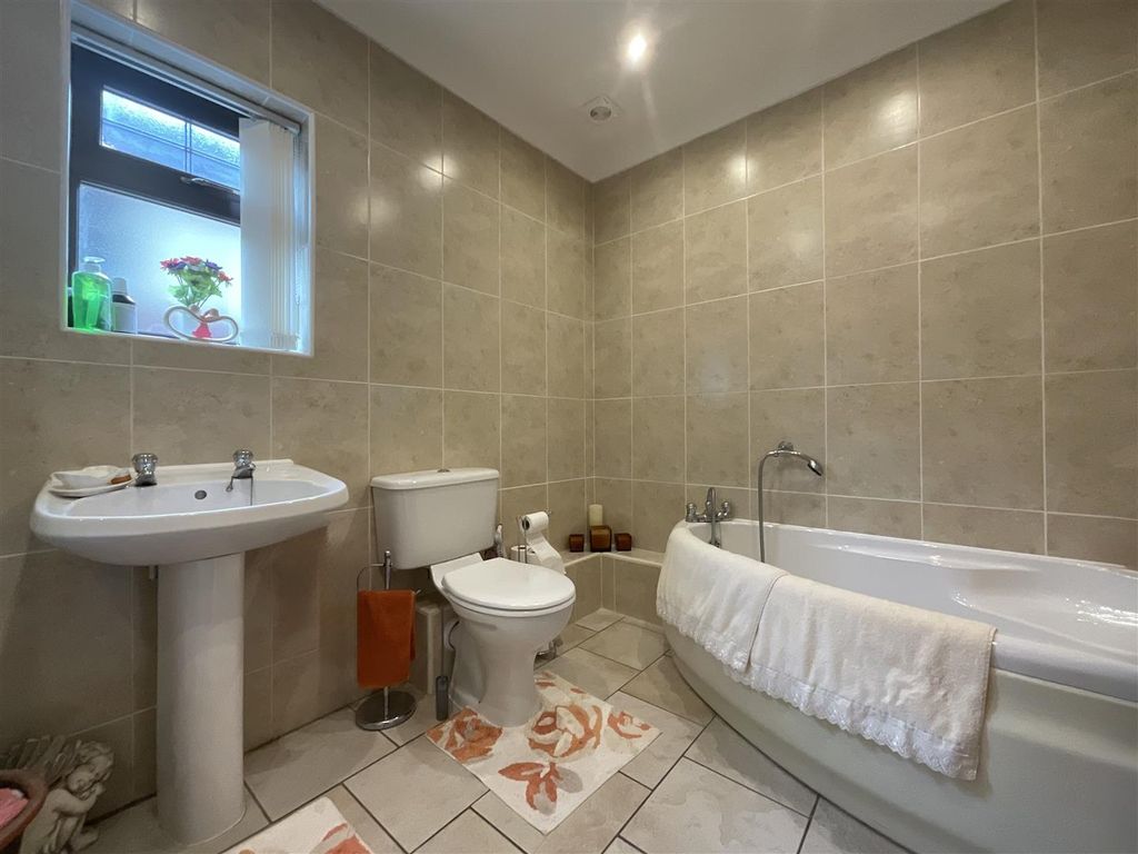 Additional image 17 of 4 bed detached bungalow for saleYr Hafod, Saron, Ammanford SA18