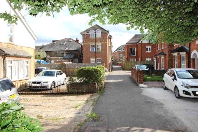 Additional image 9 of 2 bed flat for saleWoking, Surrey GU21
