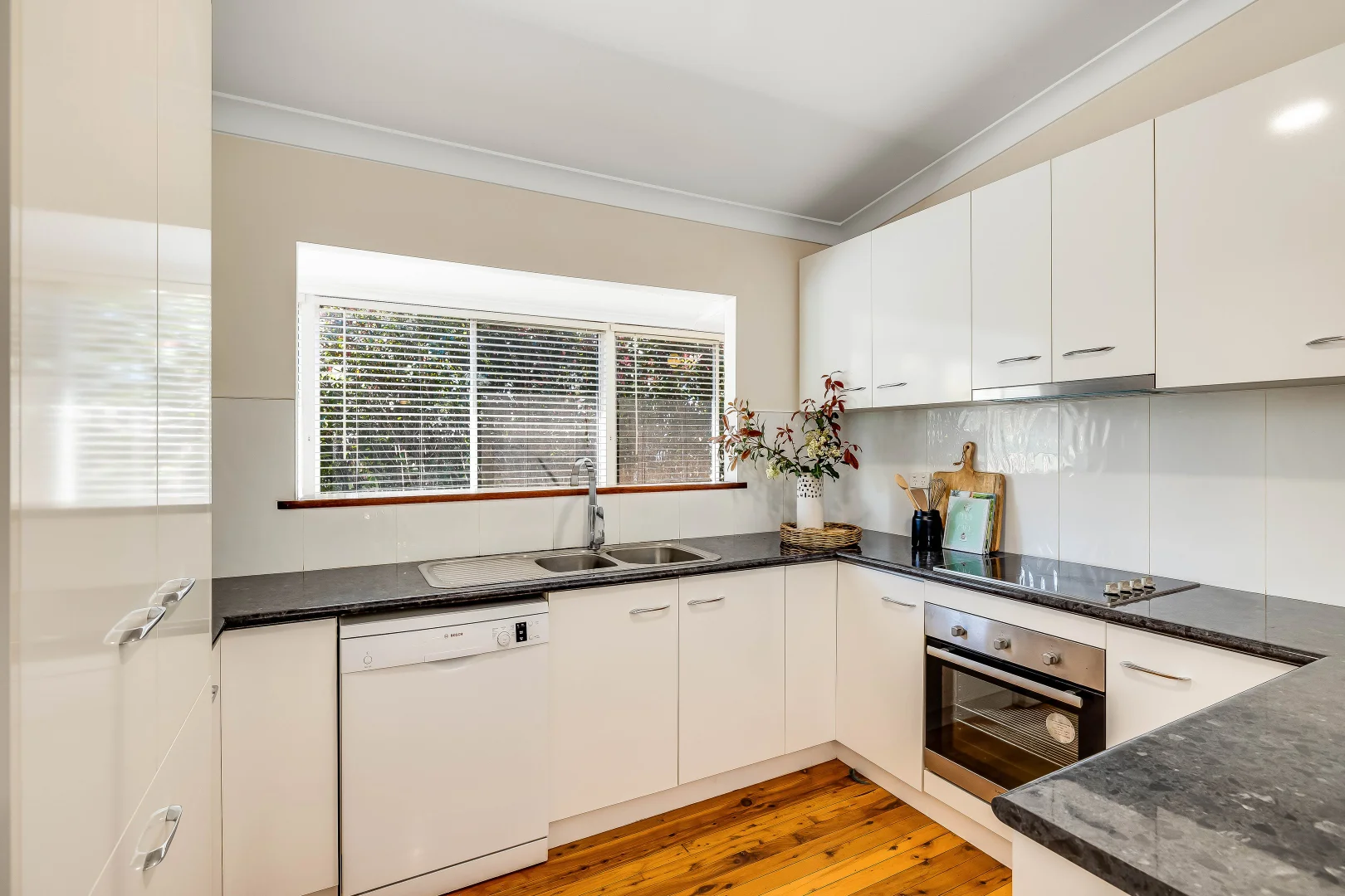 Additional image 6 of 36 Debra Street, Centenary Heights QLD 4350