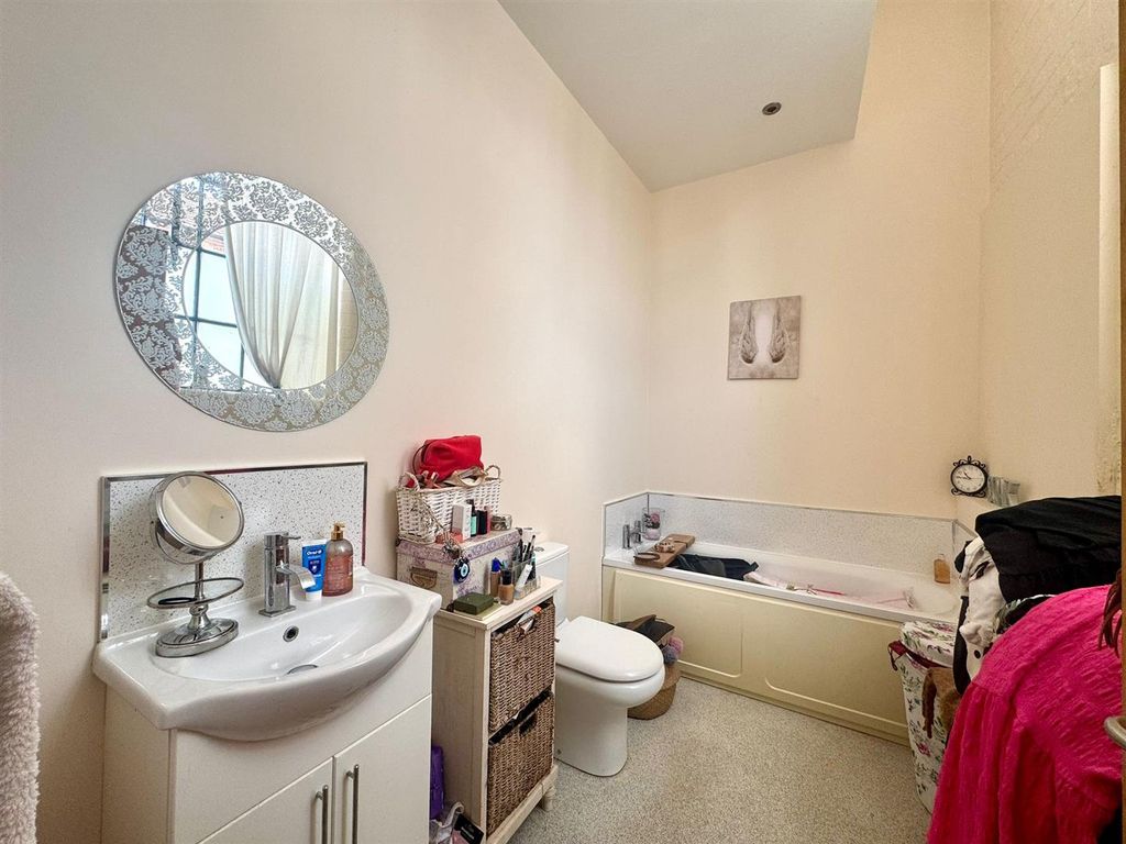 Additional image 10 of 2 bed flat for saleTown End Road, Draycott, Derby DE72