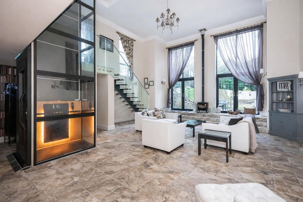 Additional image 2 of 4 bed detached house for saleThe Rockeries, 16 New Walk, Beverley HU17