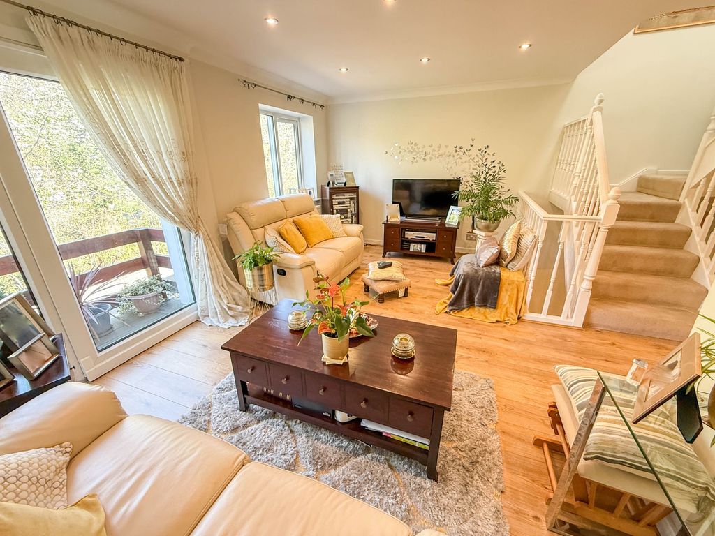 Additional image 14 of 3 bed town house for saleMargeholes, Carpenders Park, Watford WD19