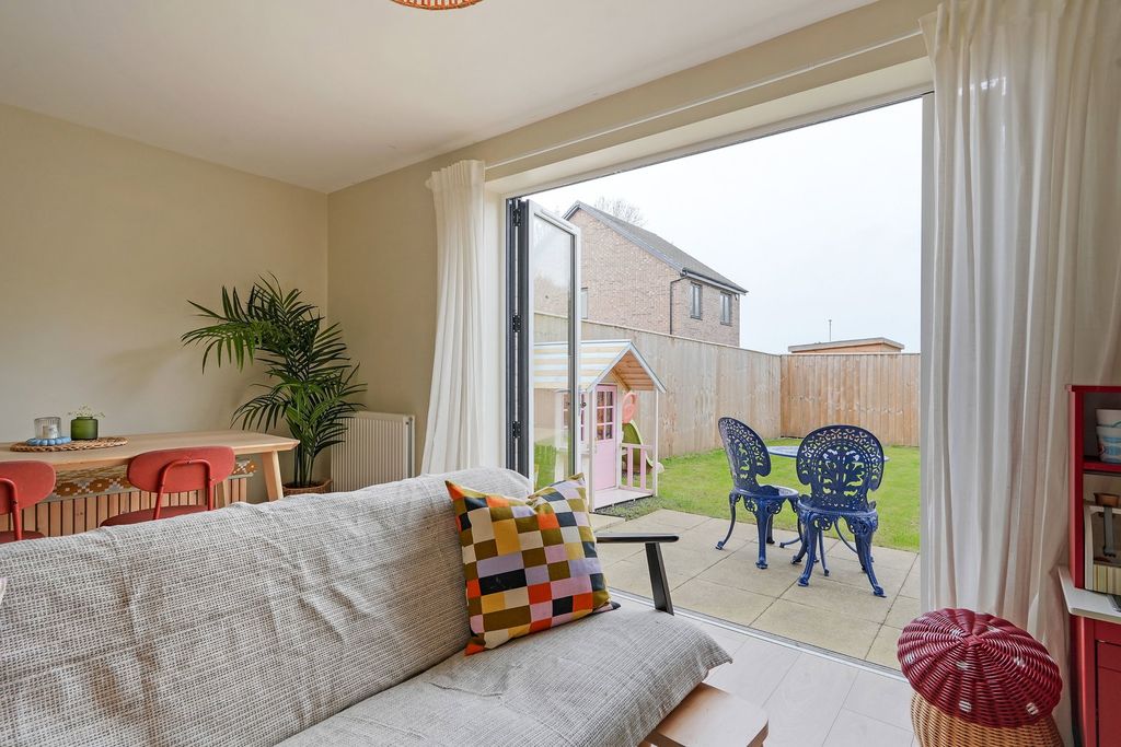 Additional image 9 of 4 bed town house for saleWoodyard Avenue, Tapton, Chesterfield S41
