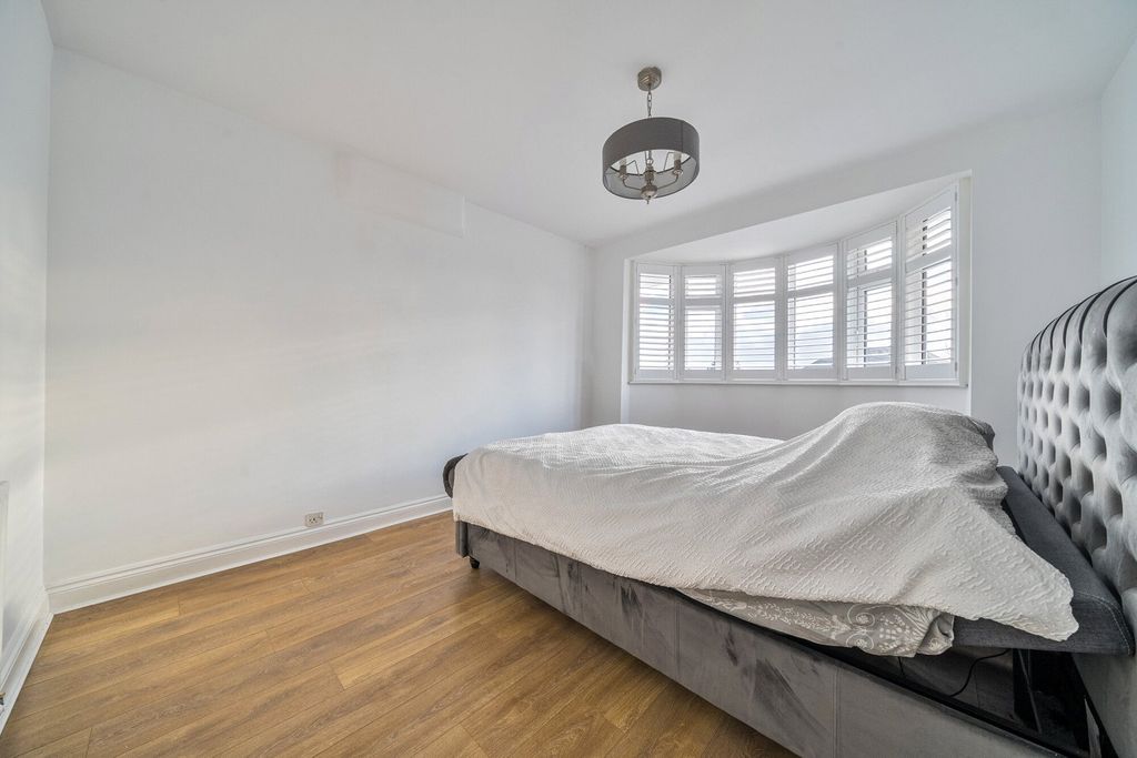 Additional image 14 of 3 bed detached house for saleBlendon Drive, Bexley DA5