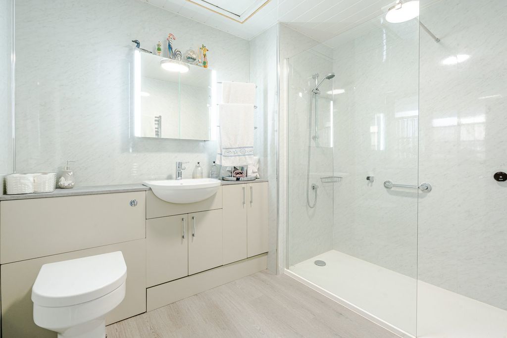 Additional image 9 of 4 bed link detached house for saleKings Terrace, Didmarton GL9