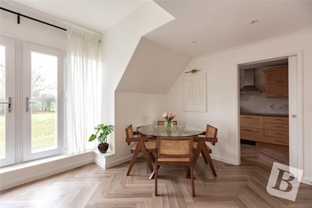 Additional image 2 of 2 bed flat for saleCornsland Close, Upminster RM14