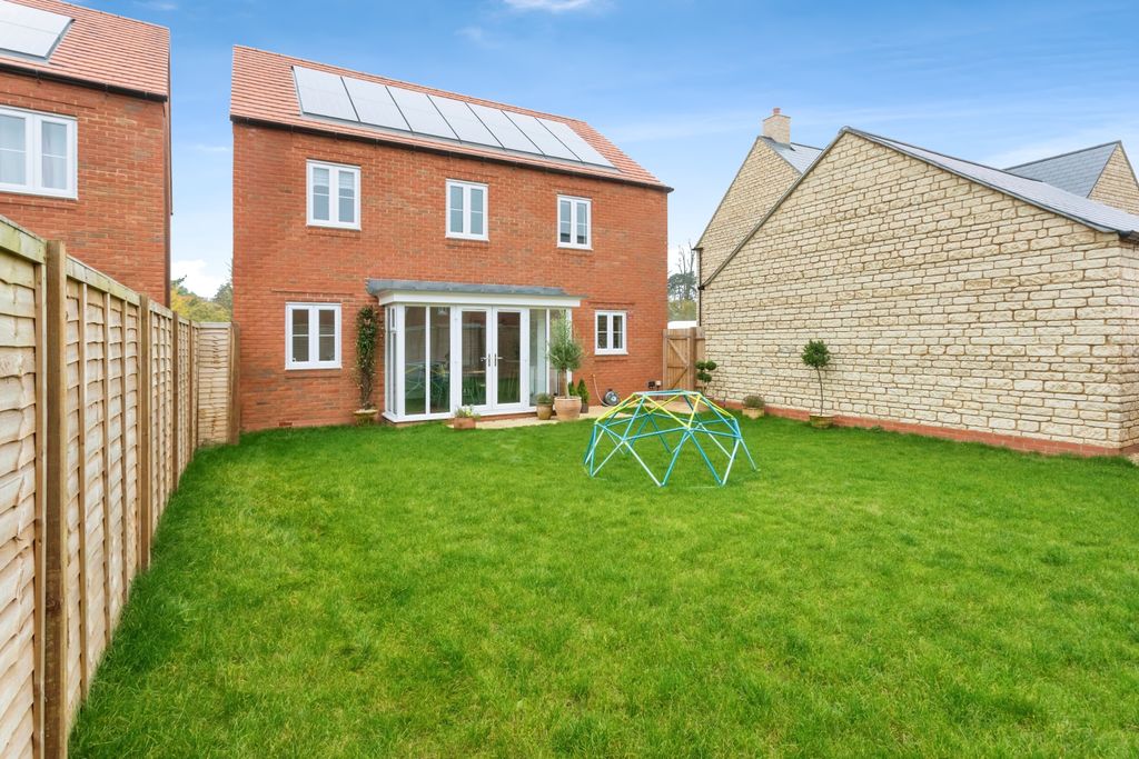 Additional image 19 of 4 bed detached house for saleRomford Close, Bicester OX26