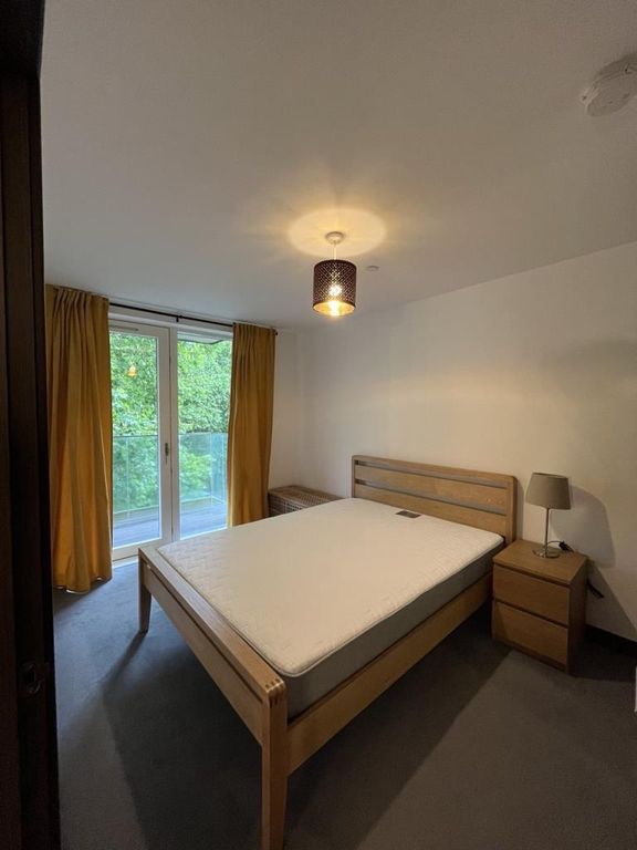 Additional image 11 of 2 bed flat for saleReading Town Centre, Berkshire RG1
