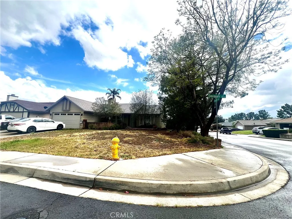 Additional image 18 of 2825 Cincinnati St, San Bernardino, CA 92407